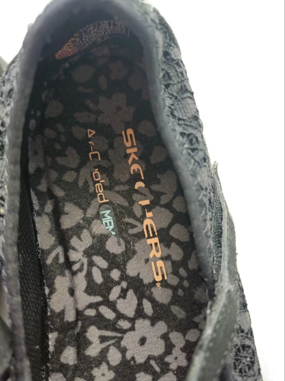 Skechers Women’s Black Floral Mary Jane Flats